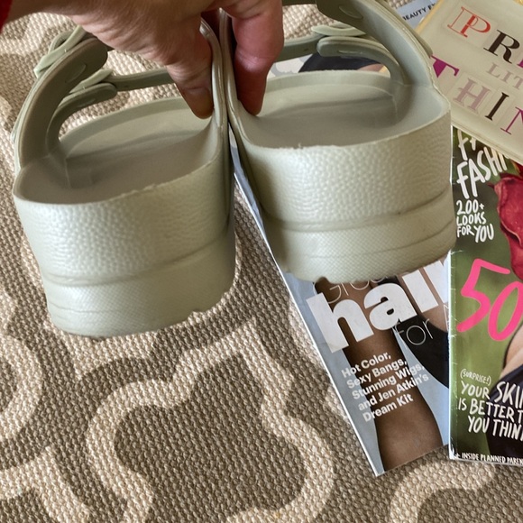 “Bamboo” Glee, mint green platform jelly sandals; size 8 - Picture 6 of 7